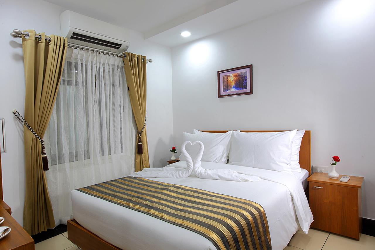 Pgs Inn Kochi Екстериор снимка