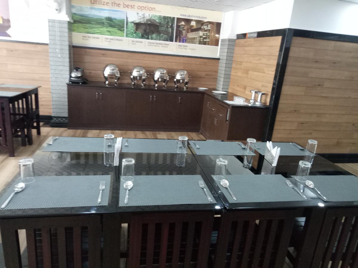 Pgs Inn Kochi Екстериор снимка